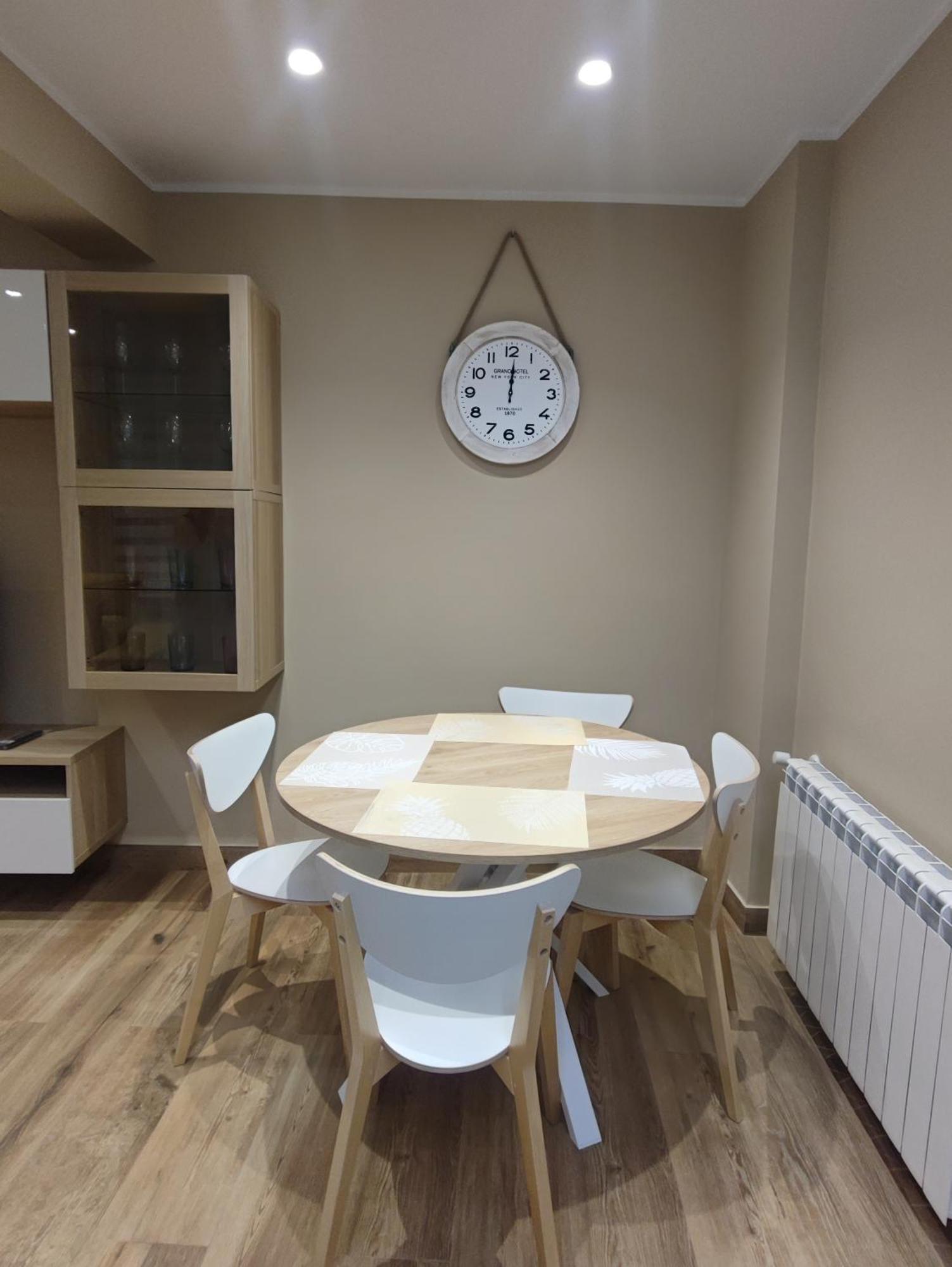 Apartamento Gael- Plaza Espana Avilés Eksteriør bilde